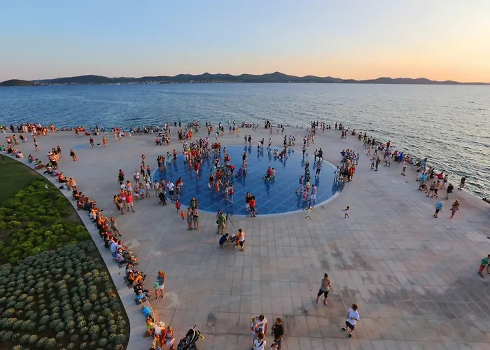 Sens Διαμέρισμα